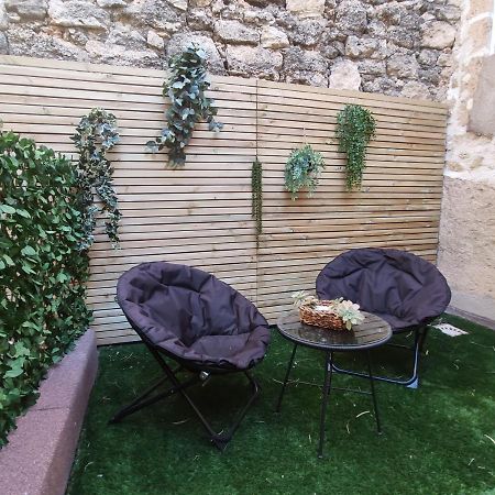 Chez Leon - Clim' & Patio - Appart Loupian Centre Dış mekan fotoğraf