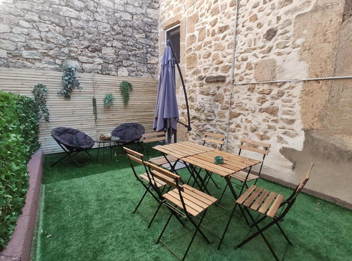 Chez Leon - Clim' & Patio - Appart Loupian Centre Dış mekan fotoğraf